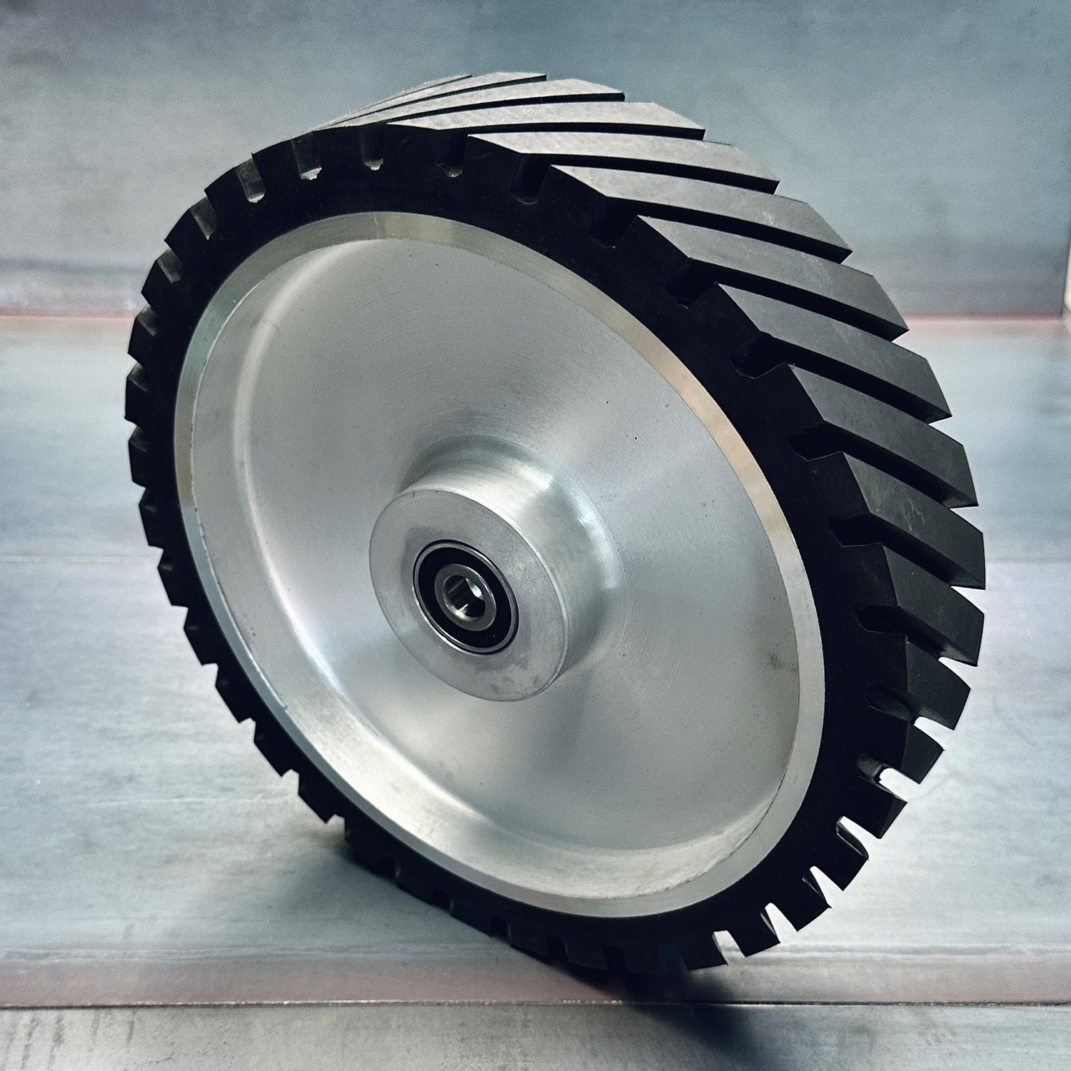 Large Rubber Contact Wheel – HouseMade Industrial